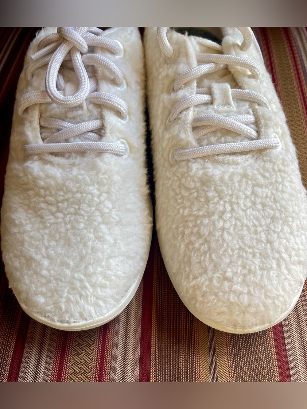 NEW ALLBIRDS ZQ MERINO RUNNER FLUFF TRAINERS RUNNERS WOMENS SIZE 7 WHITE - Picture 4 of 10